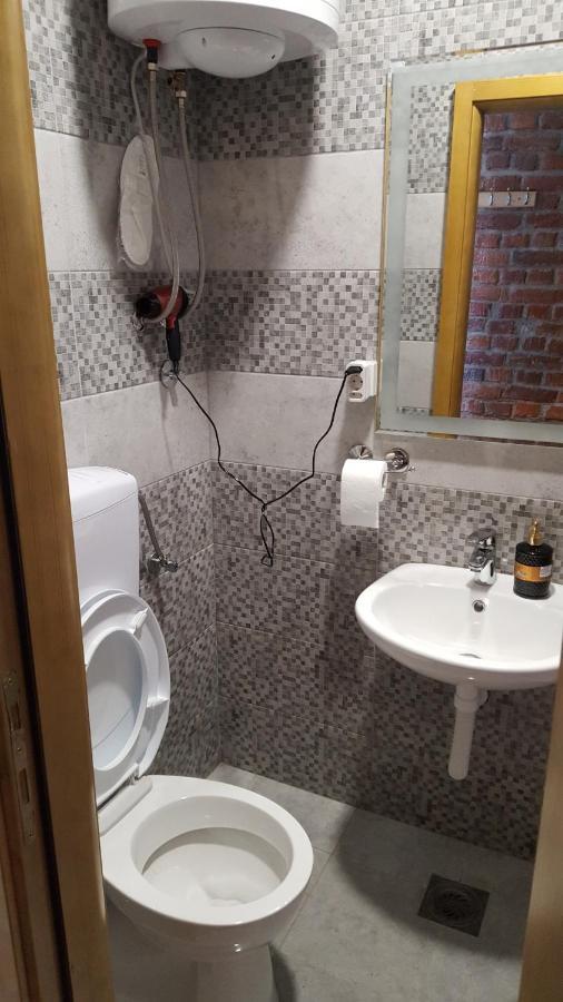 Apartmani Bonaca U Centru Niksica Esterno foto