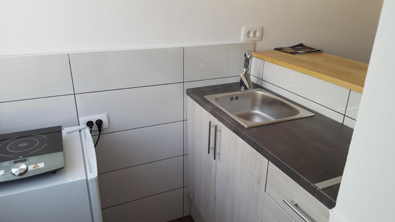 Apartmani Bonaca U Centru Niksica Esterno foto